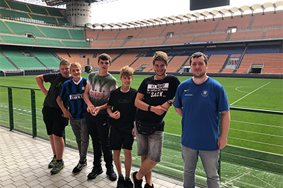 Schnalser Jungschützen im Giuseppe-Meazza-Stadion